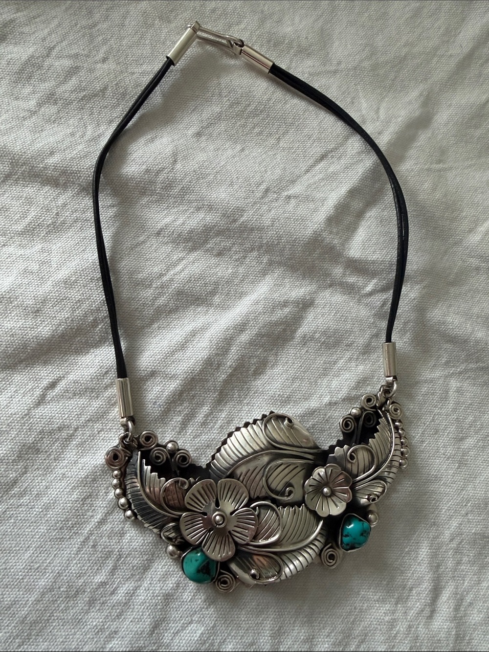 Vintage CII Caravantes 925 Silver Handcrafted Mexico Floral Necklace Turquoise